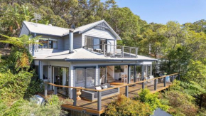 Bush and Bay Setting With Easy Walk To Beach Killcare
